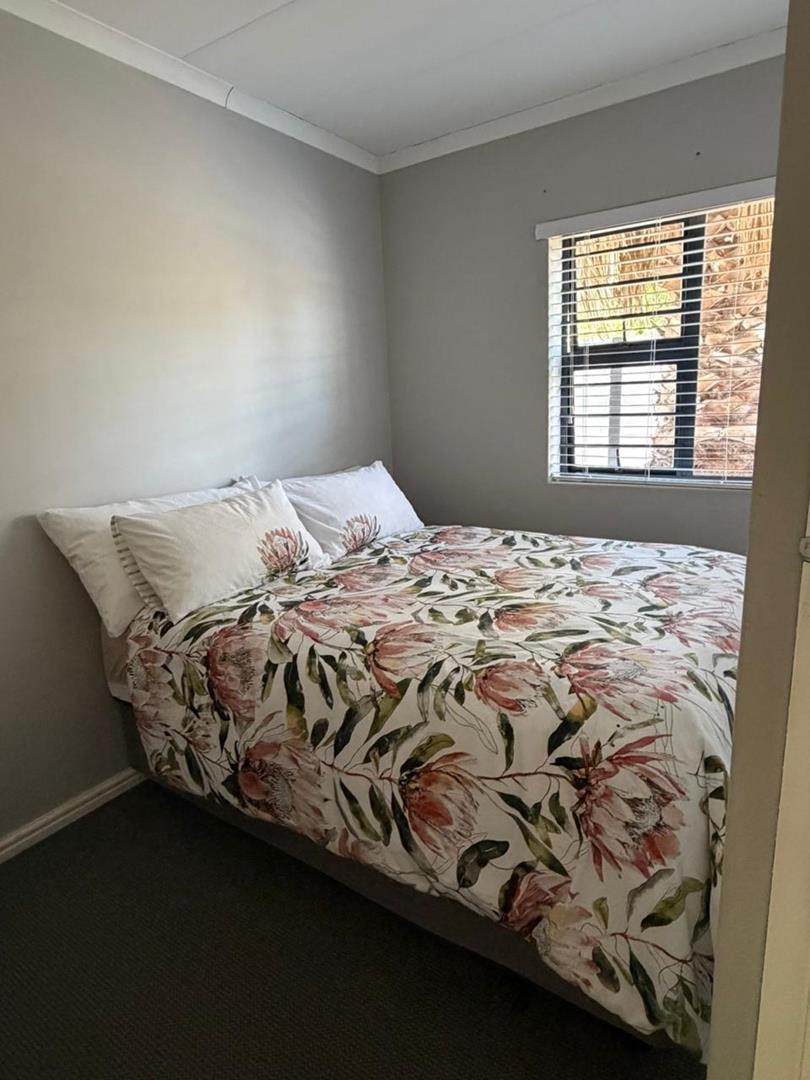 2 Bedroom Property for Sale in Protea Heights Western Cape